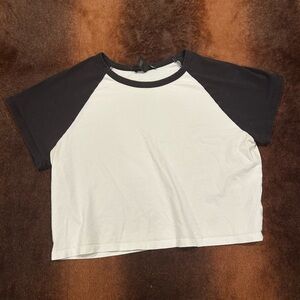 Forever 21 black and white crop top
